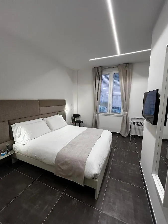 Joyfuel Accomodation Finale Ligure Guest house