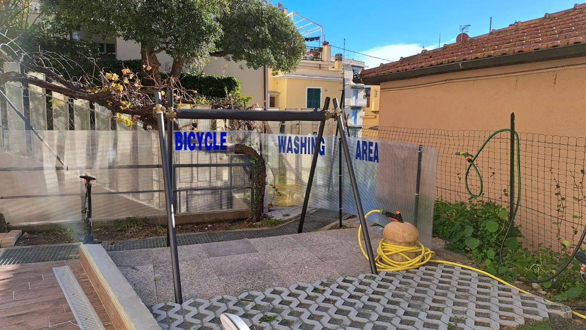 Joyfuel Accomodation Finale Ligure 0*,  Italy