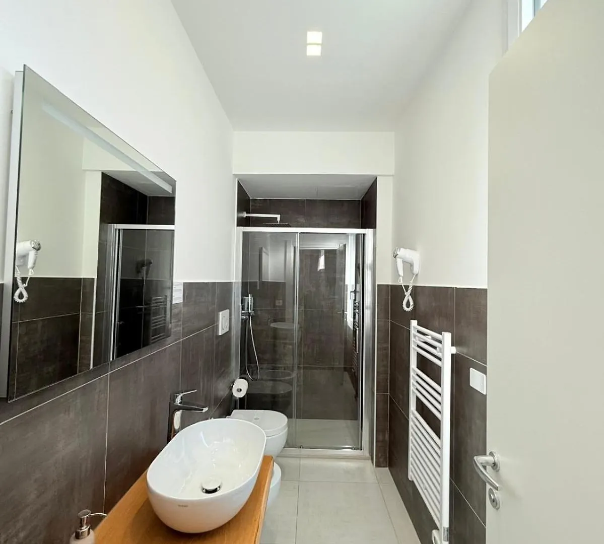 Guest house Joyfuel Accomodation Finale Ligure