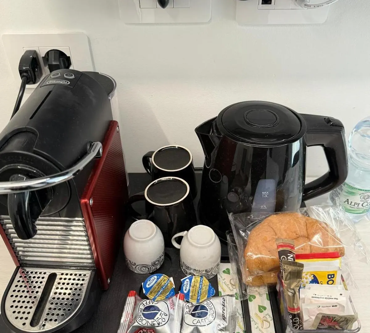 Joyfuel Accomodation Finale Ligure Guest house